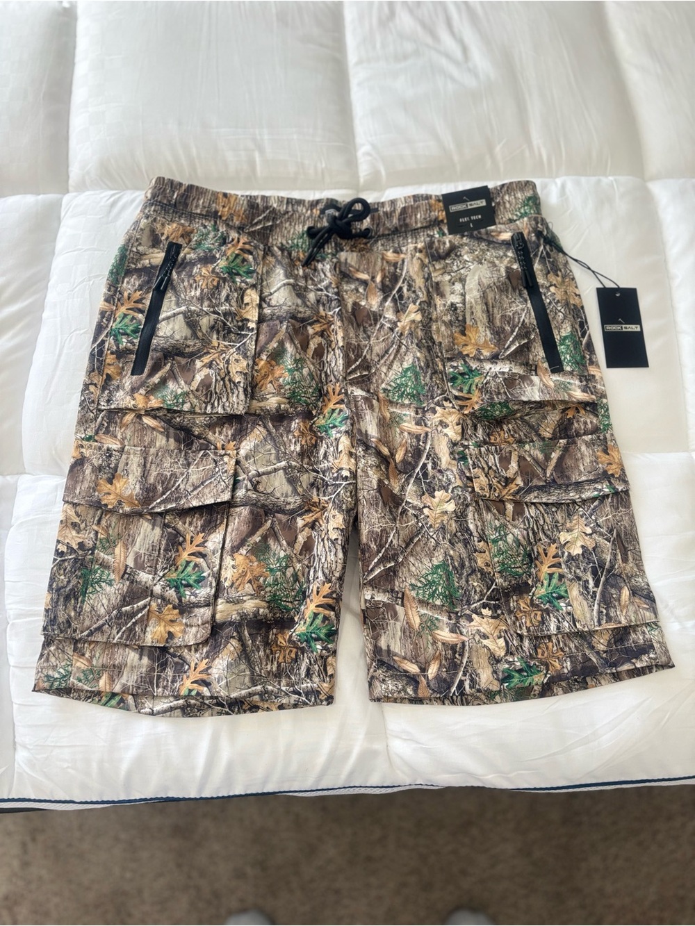 Rock Salt Flex Tech Men's Camouflage Cargo Shorts Drawstring Pockets Outdoor